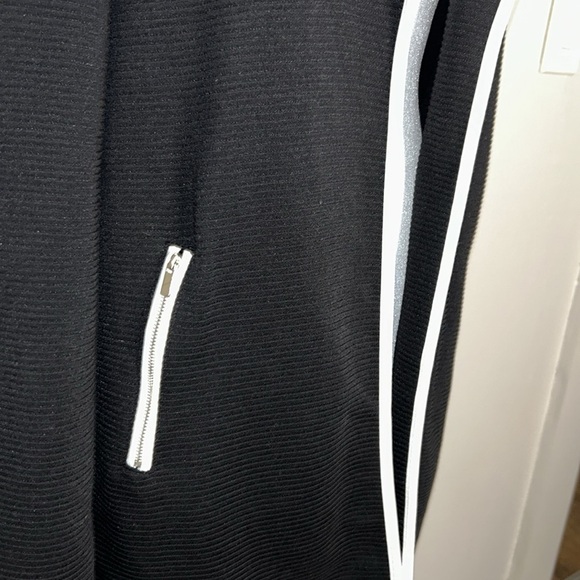 Premise Open Cardigan Black with White Piping Size Medium - Picture 3 of 10